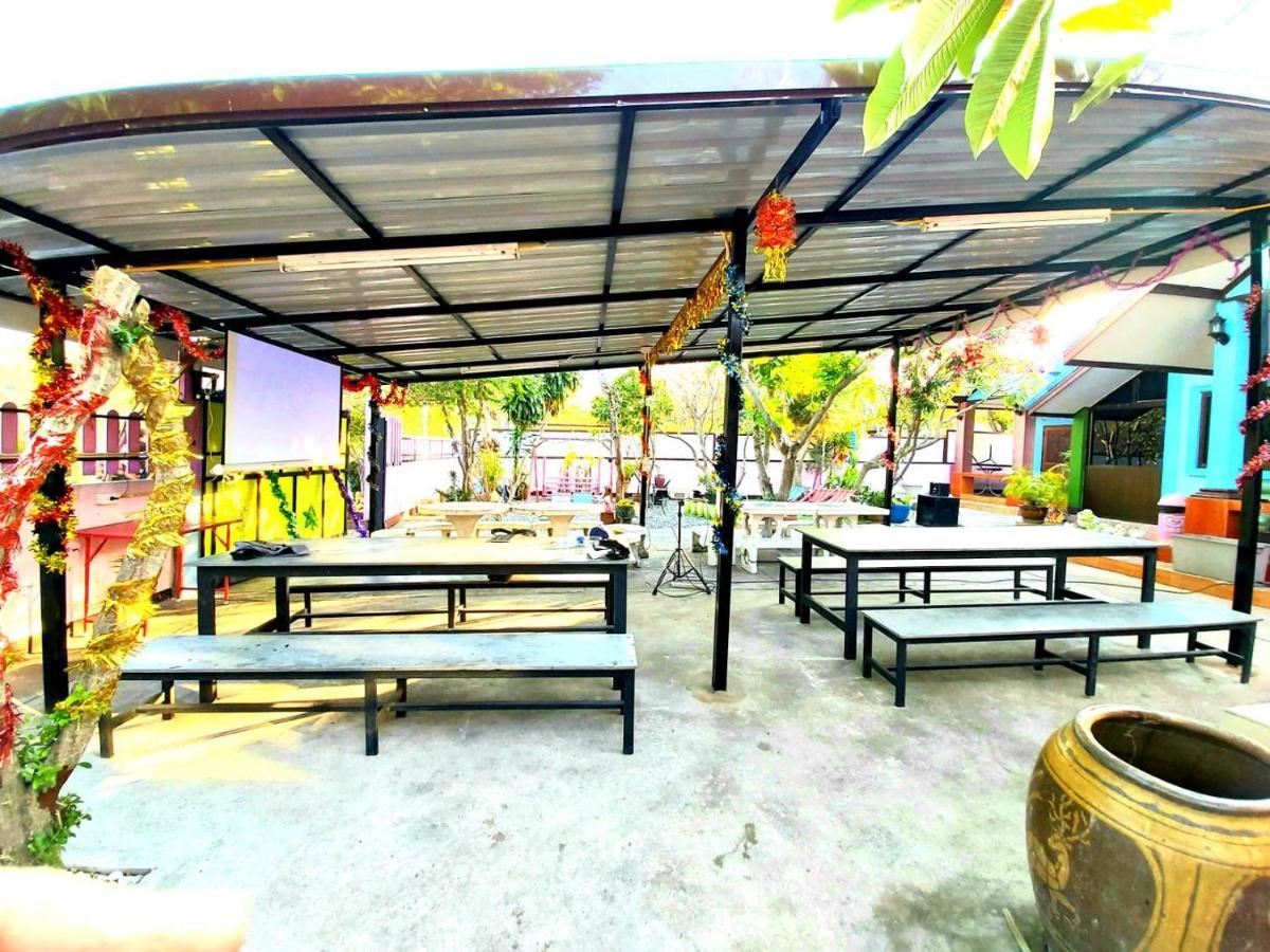 Wilailak Bungalow @ Koh Srichang Ко-Сичанг Экстерьер фото