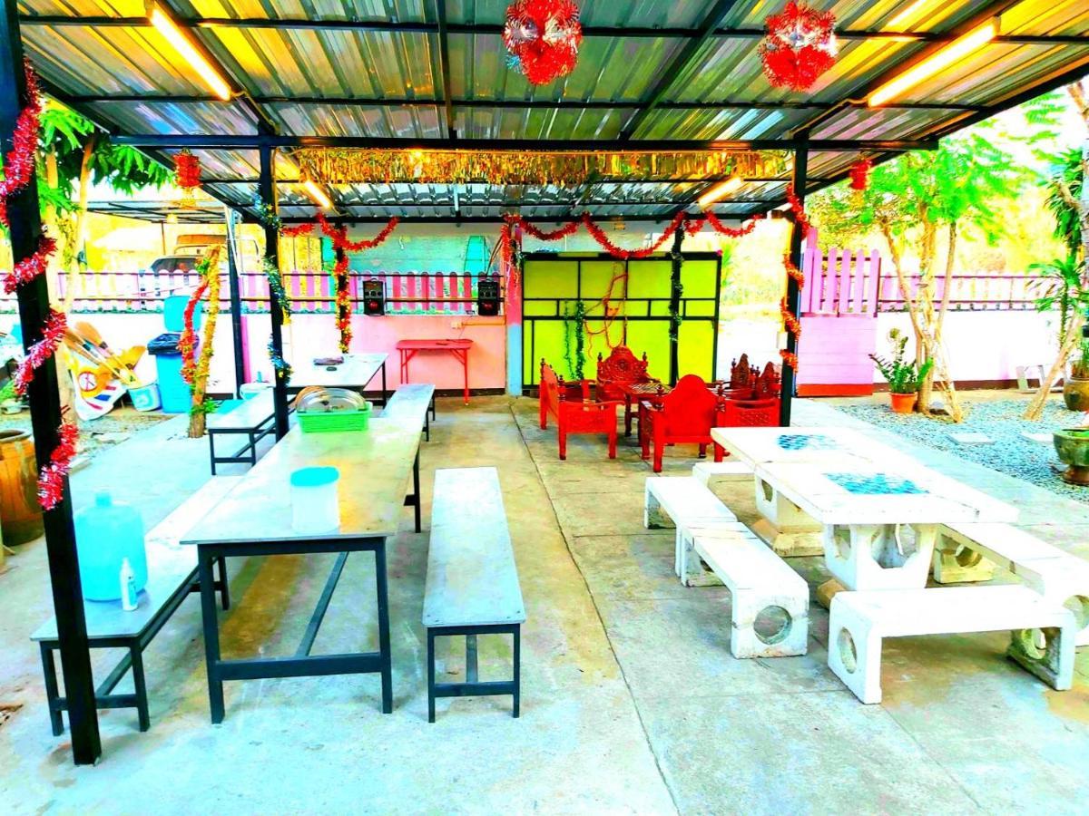 Wilailak Bungalow @ Koh Srichang Ко-Сичанг Экстерьер фото