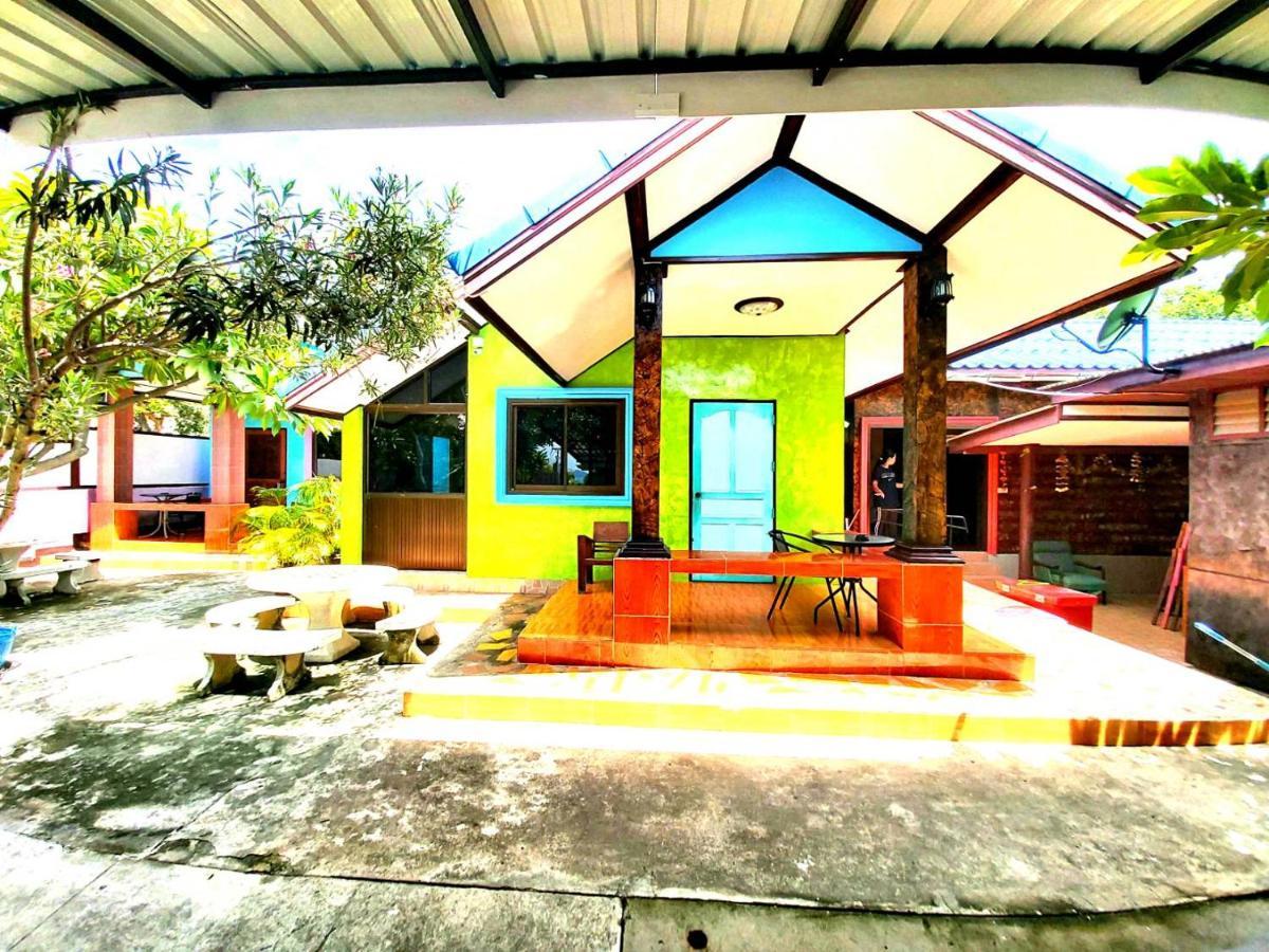 Wilailak Bungalow @ Koh Srichang Ко-Сичанг Экстерьер фото