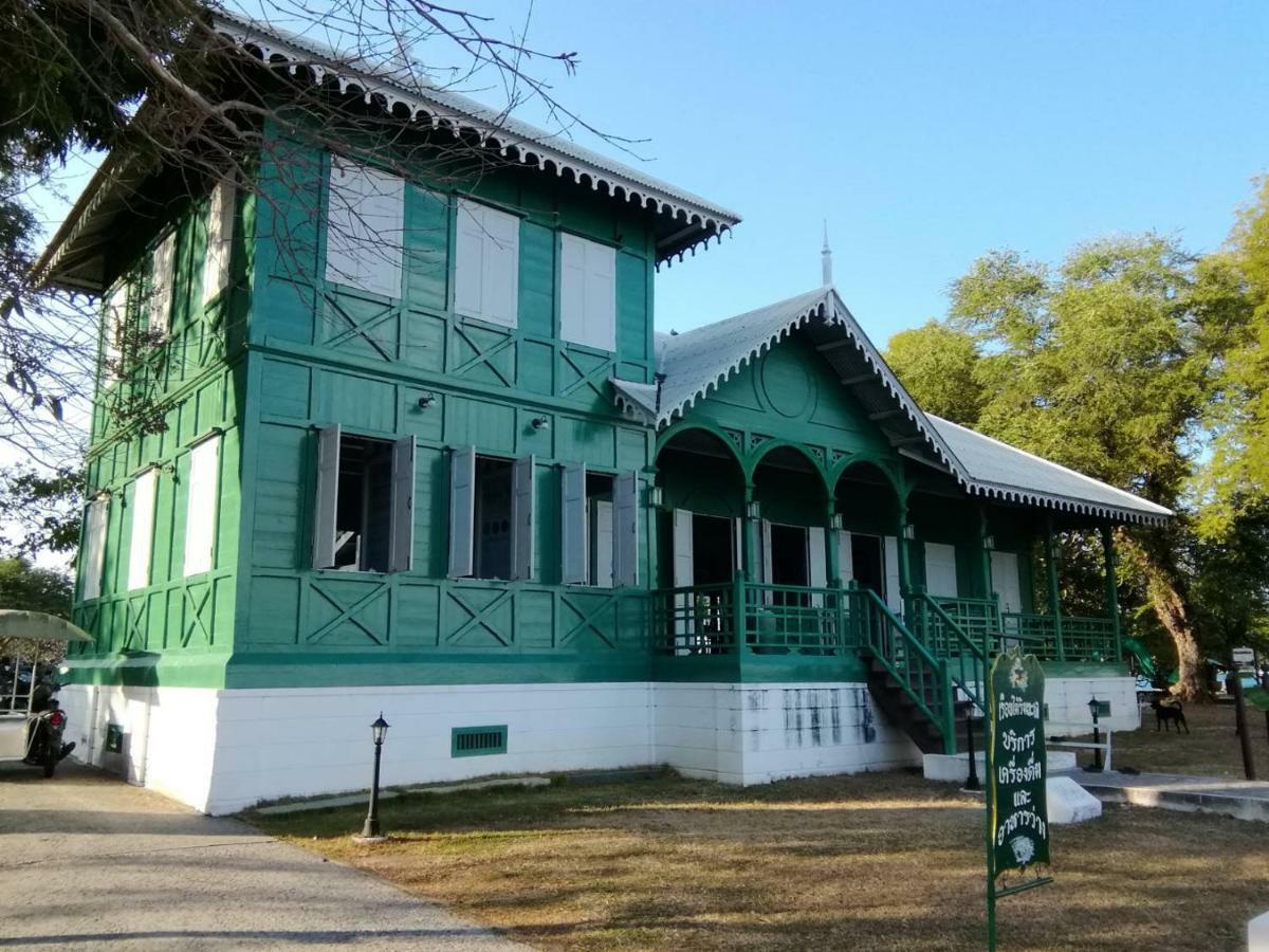 Wilailak Bungalow @ Koh Srichang Ко-Сичанг Экстерьер фото